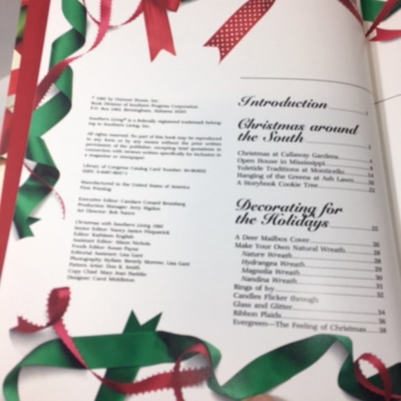 Vintage Christmas Books: Southern Living 1985 Better Homes & Gardens 1995 - Picture 11 of 16